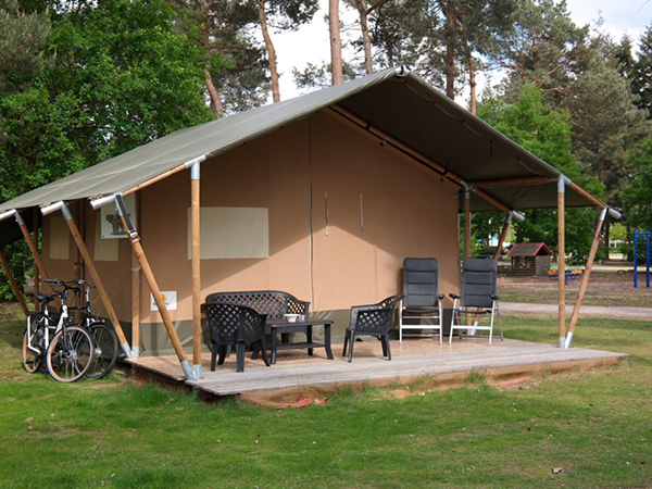Safaritent-met-badkamer-en-keuken---Camping-Mareveld